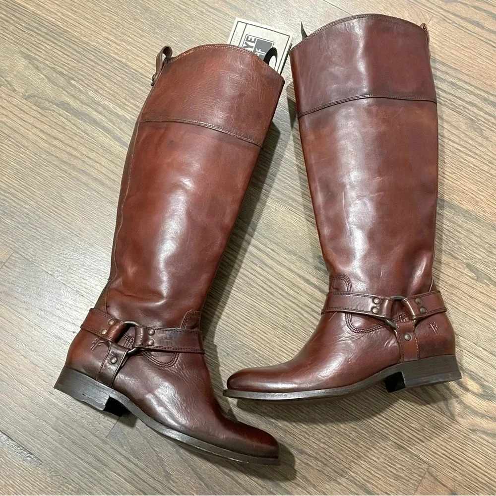 NWT FRYE Leather Melissa Harness Inside-Zip Boot 7 in Redwood